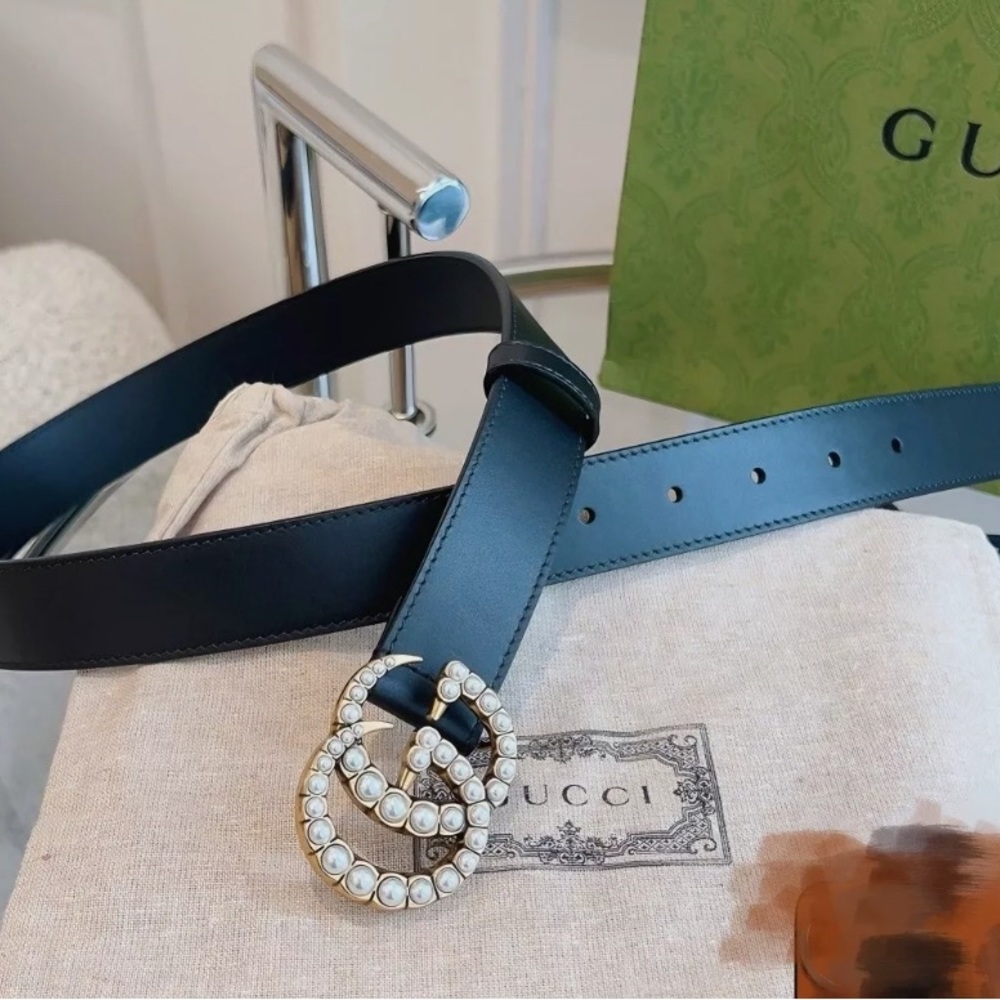 Gucci Black Leather Pearl Embellished Double G Buckle Belt 85CM